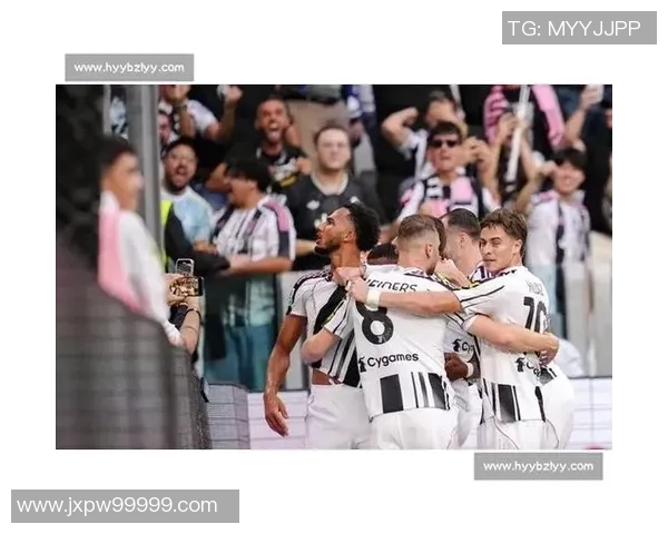 足球球星精准破门绝杀时刻展现个人技艺和团队配合完美结合